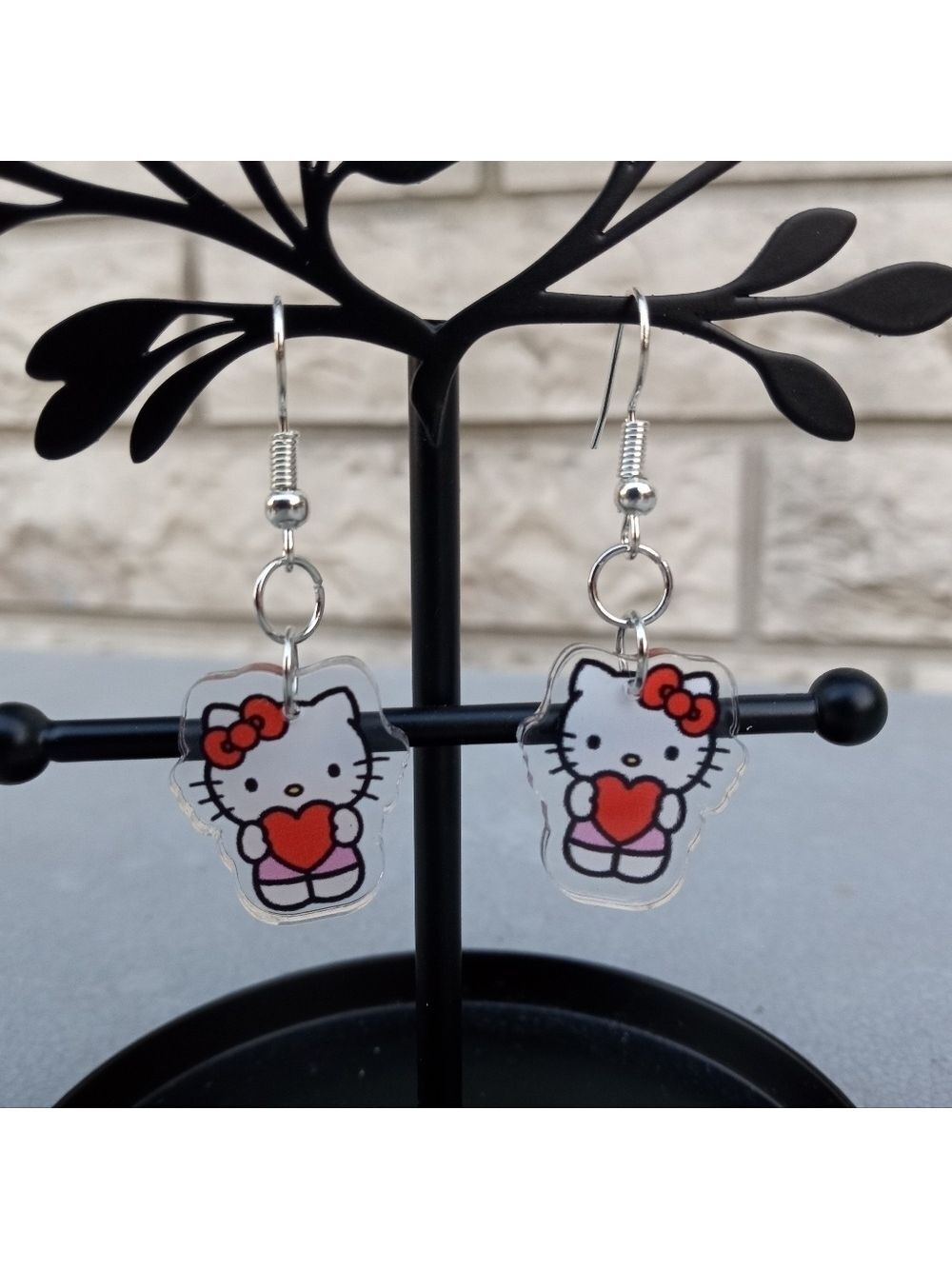 2/$10 Hello Kitty Sanrio Acrylic Dangle Earrings NWT Handmade